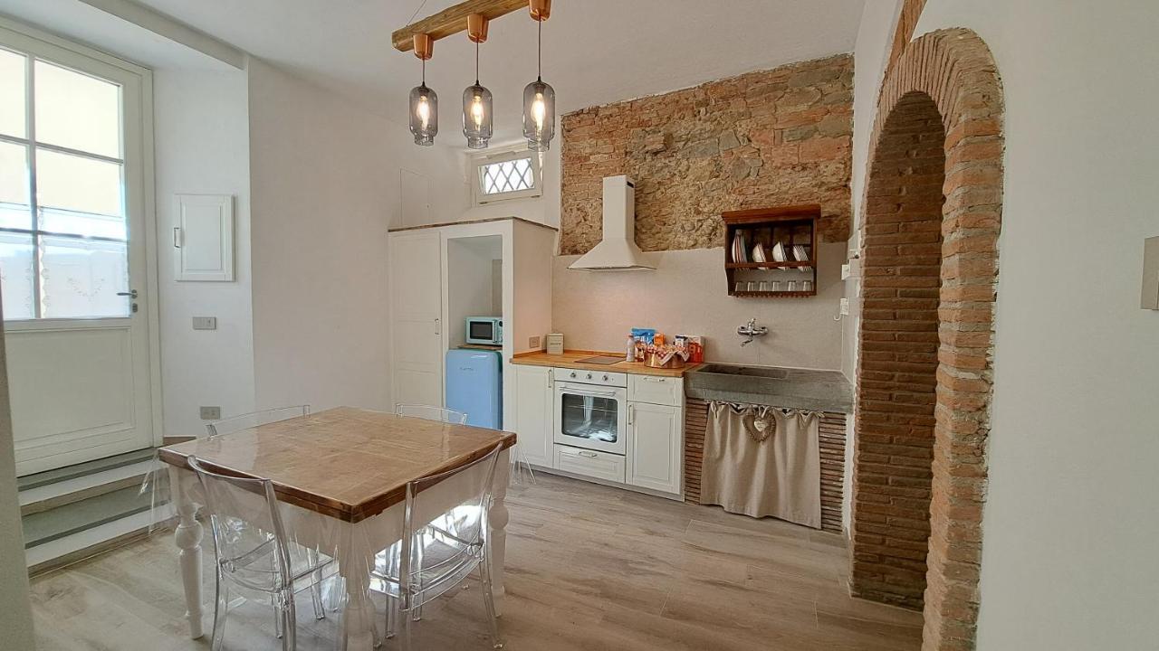 Casina Di Alice Apartment วินชี ภายนอก รูปภาพ